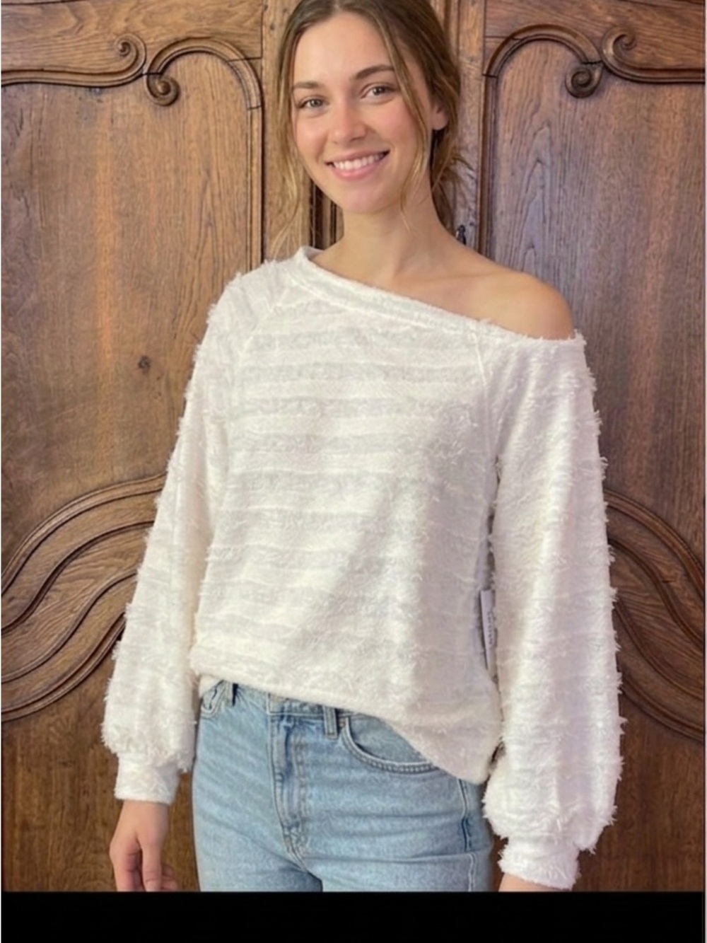 NEW 1.State White Furry Scoop Neck Sweater